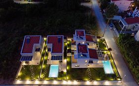Ag Luxury Villas, Iraklitsa